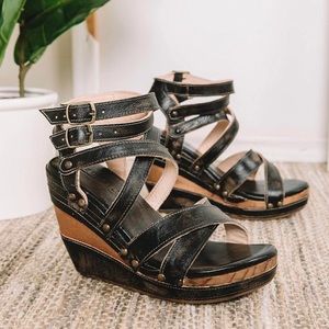 Bed Stu Juliana Strappy Wedges